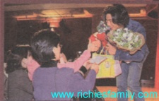 2000-2 新聞回顧 News Archive 2000 2 24