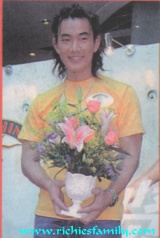 2001-10 新聞回顧 News Archive 2001 10 05