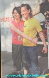 2001-10 新聞回顧 News Archive 2001 10 09