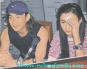 2001-10 新聞回顧 News Archive 2001 10 75