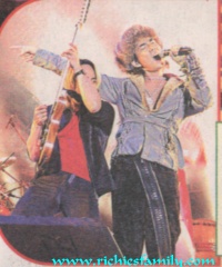 2001 12 044