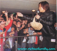 2001-12 新聞回顧 News Archive 2001 12 065
