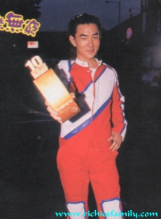 2001-12 新聞回顧 News Archive 2001 12 069
