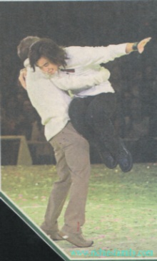 2001-8 新聞回顧 News Archive 2001 8 57