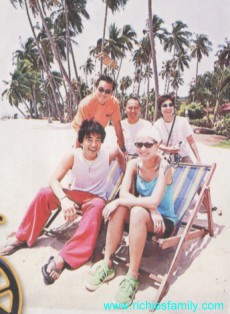 2002-03 新聞回顧 News Archive 2002 03 024