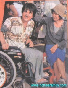 2002-03 新聞回顧 News Archive 2002 03 041