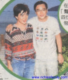 2002-04 新聞回顧 News Archive 2002 04 006
