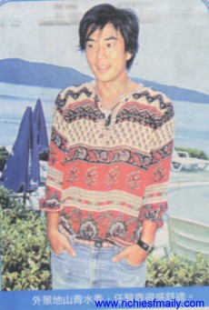 2002-04 新聞回顧 News Archive 2002 04 009