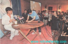2002-04 新聞回顧 News Archive 2002 04 025