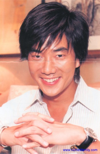 2002-04 新聞回顧 News Archive 2002 04 047