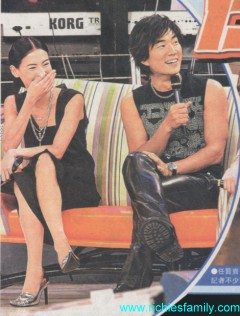 2002-04 新聞回顧 News Archive 2002 04 102