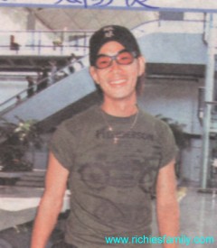 2002-05 新聞回顧 News Archive 2002 05 045