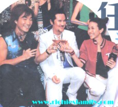 2002-06 新聞回顧 News Archive 2002 06 023