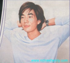 2002-08 新聞回顧 News Archive 2002 08 003