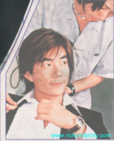 2002-08 新聞回顧 News Archive 2002 08 004