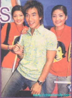 2002-08 新聞回顧 News Archive 2002 08 060