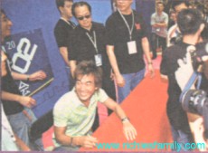 2002-08 新聞回顧 News Archive 2002 08 061