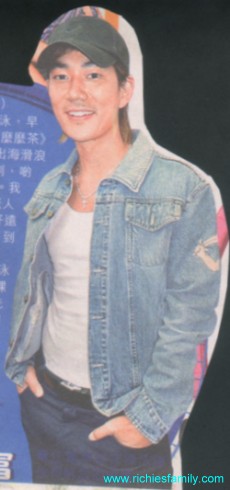 2002-09 新聞回顧 News Archive 2002 09 032