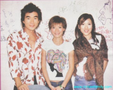 2002-09 新聞回顧 News Archive 2002 09 094