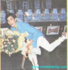 2002-09 新聞回顧 News Archive 2002 09 139