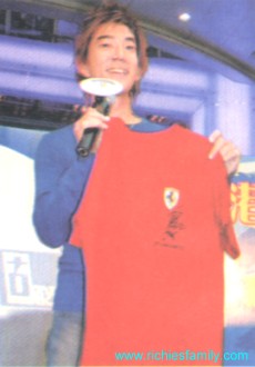 2002-10 新聞回顧 News Archive 2002 10 014