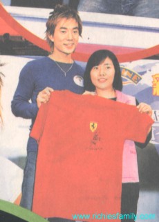 2002-10 新聞回顧 News Archive 2002 10 017