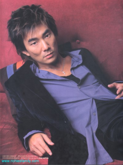 2002-10 新聞回顧 News Archive 2002 10 042