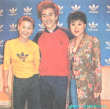 2002-10 新聞回顧 News Archive 2002 10 051
