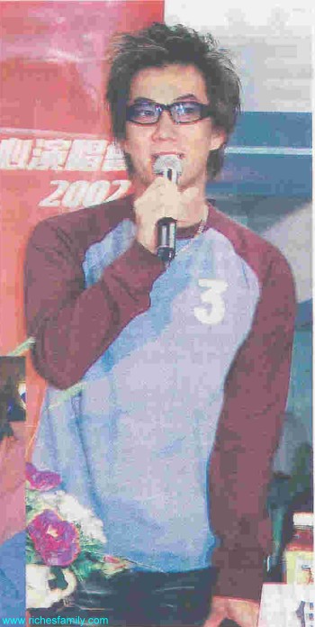 2002-11 新聞回顧 News Archive 2002 11 008
