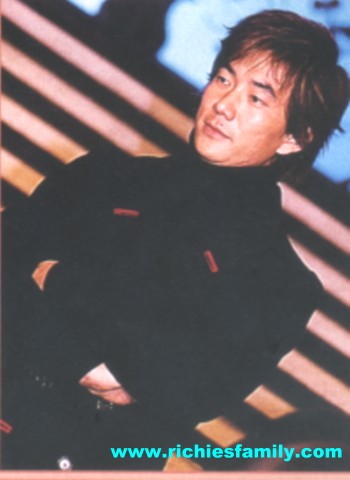 2002-11 新聞回顧 News Archive 2002 11 012