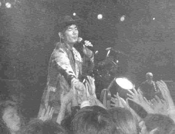 2003 04 040