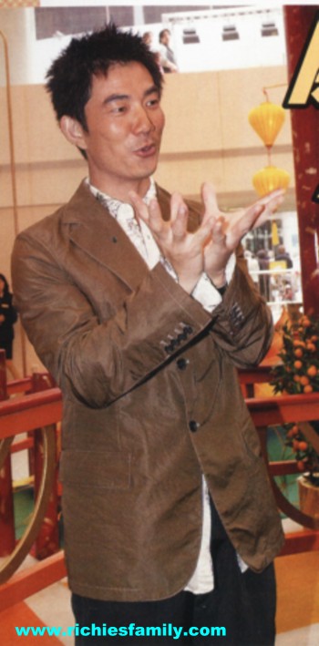 2004 02 204