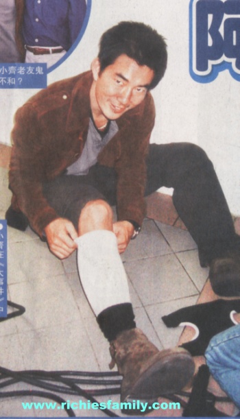 2004-03 新聞回顧 News Archive 2004 03 111