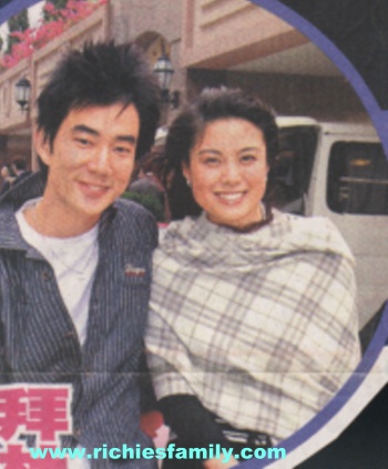 2004-04 新聞回顧 News Archive 2004 04 028