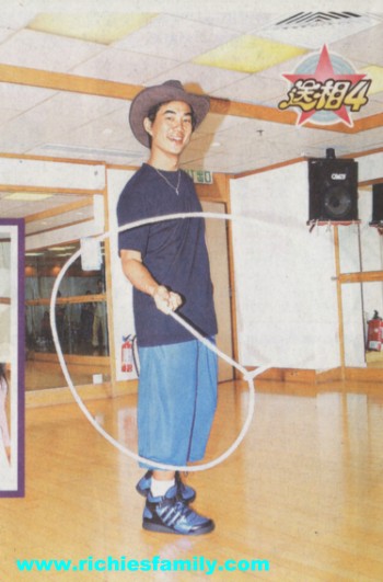 2004-04 新聞回顧 News Archive 2004 04 190