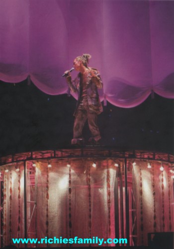 2004 05 145