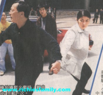 2004-05 新聞回顧 News Archive 2004 05 159