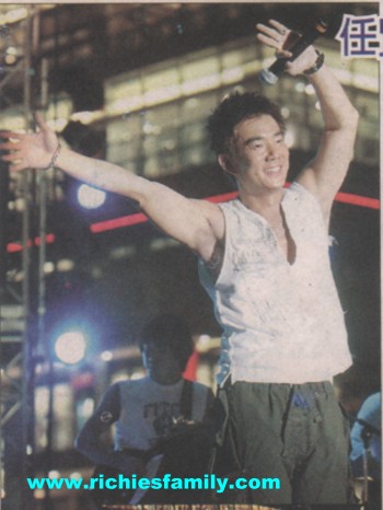 2004-05 新聞回顧 News Archive 2004 05 165