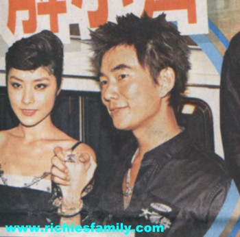 2004-06 新聞回顧 News Archive 2004 06 036