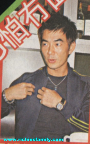 2004 06 049