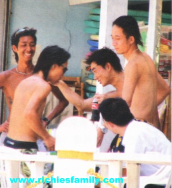 2004-06 新聞回顧 News Archive 2004 06 100