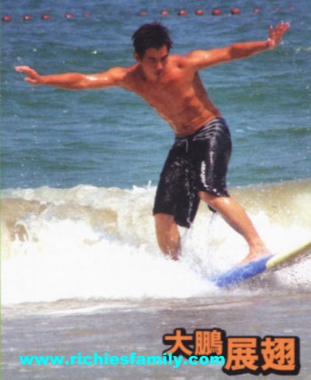 2004-06 新聞回顧 News Archive 2004 06 106