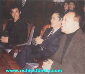 2004-10 新聞回顧 News Archive 2004 10 035
