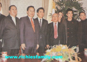 2004-10 新聞回顧 News Archive 2004 10 039