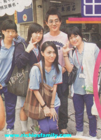 2004-11 新聞回顧 News Archive 2004 11 001